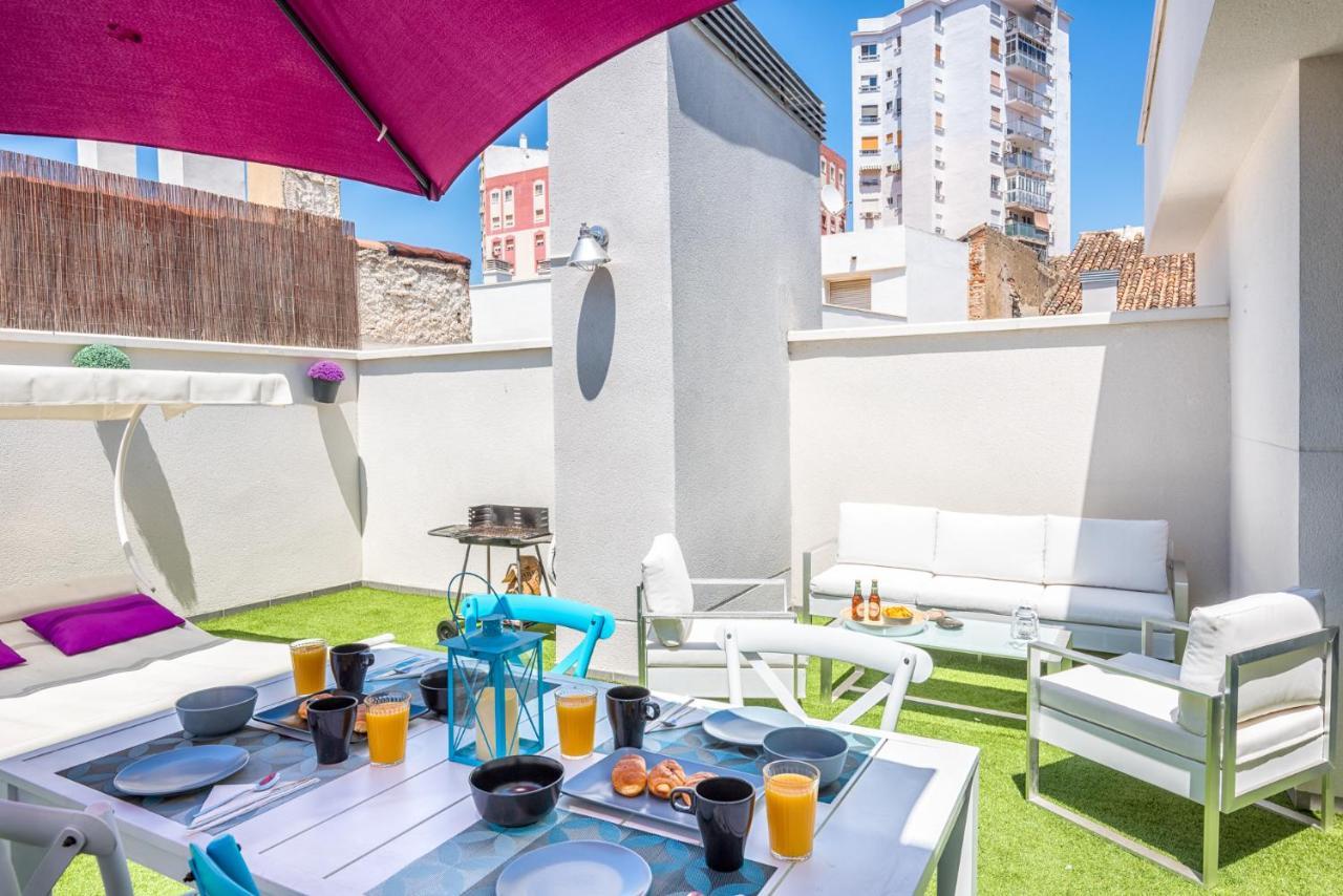Atico Con Terraza Ac 1Hab En El Centro Y Piscina Comunitaria Apartment Malaga Exterior photo