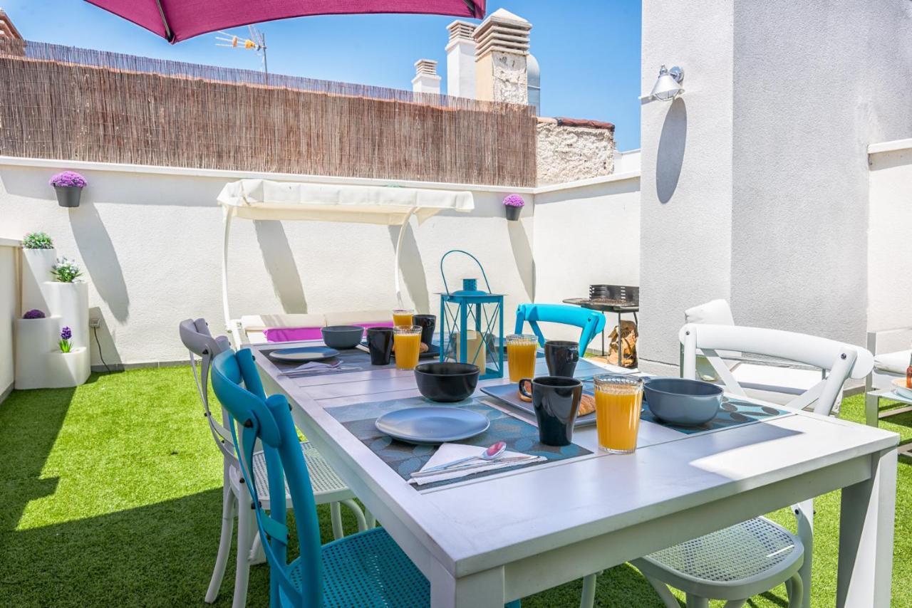 Atico Con Terraza Ac 1Hab En El Centro Y Piscina Comunitaria Apartment Malaga Exterior photo